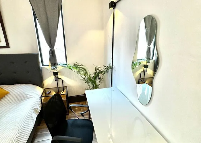 Great Bright 3 Apartment